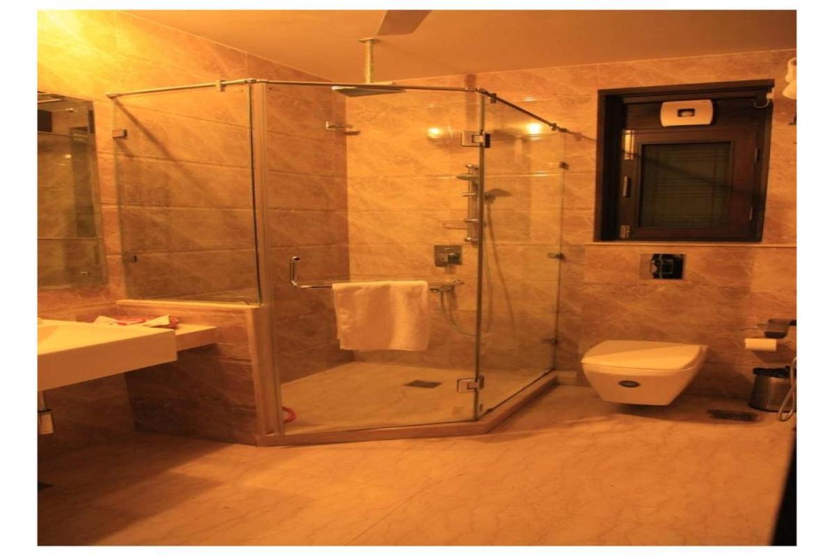 Indiyaah Inn Ґурґаон Екстер'єр фото