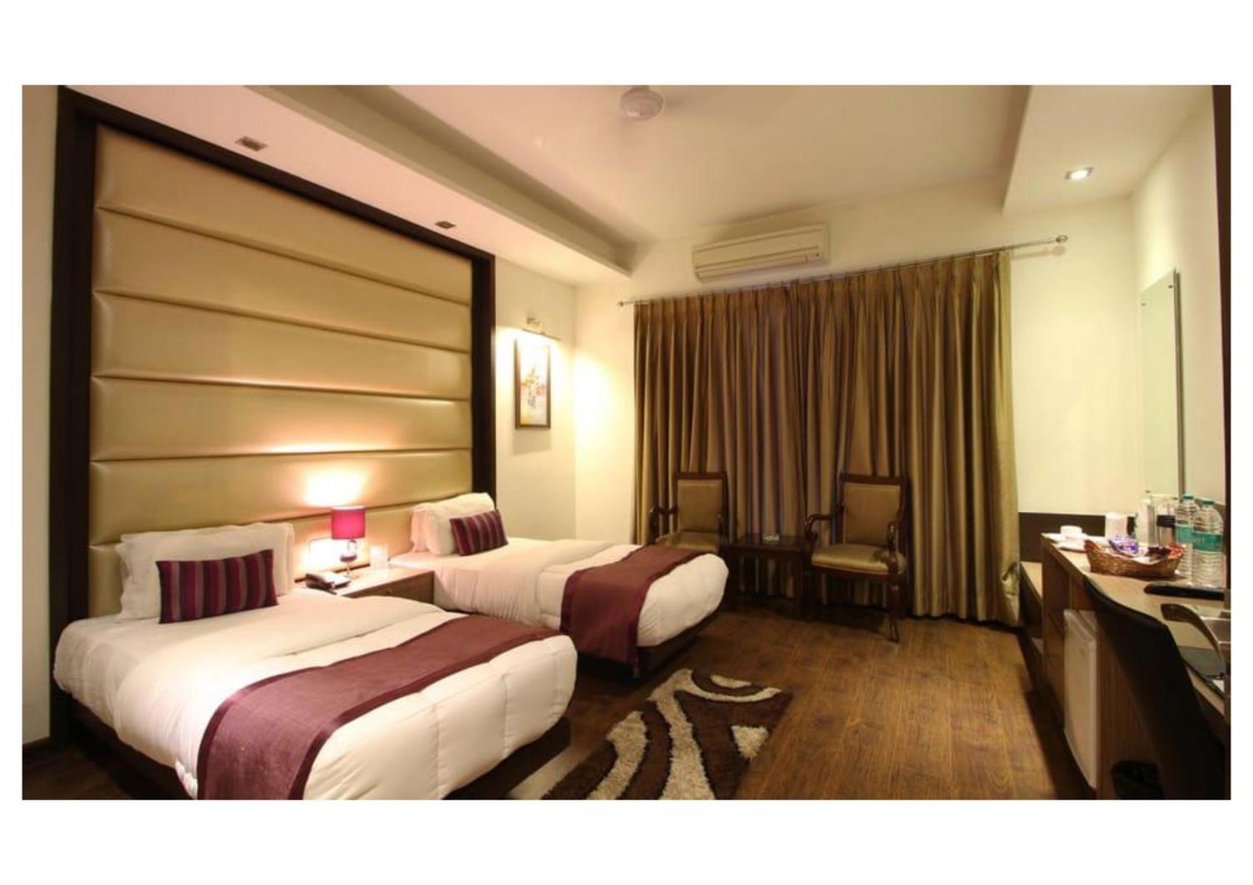 Indiyaah Inn Ґурґаон Екстер'єр фото