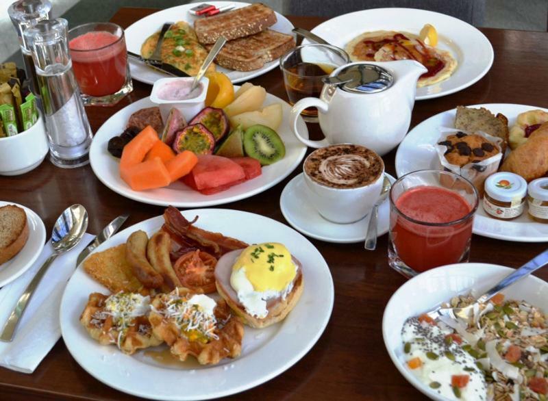 Indiyaah Inn Ґурґаон Екстер'єр фото
